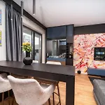 Paul Deluxe - By Open House Apartment