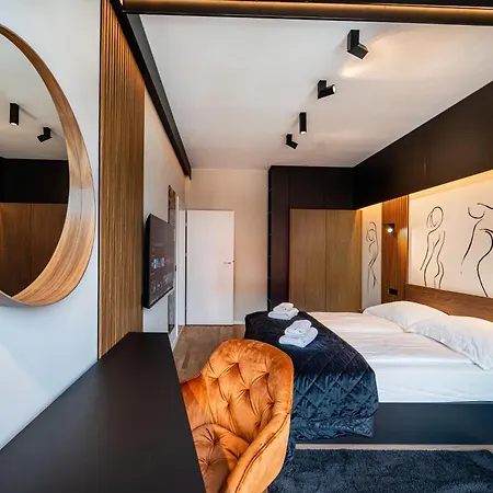 Paul Deluxe - By Open House Timisoara