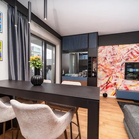 Paul Deluxe - By Open House Apartment