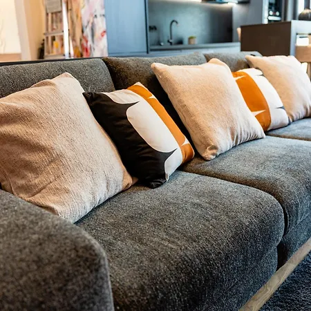 Paul Deluxe - By Open House