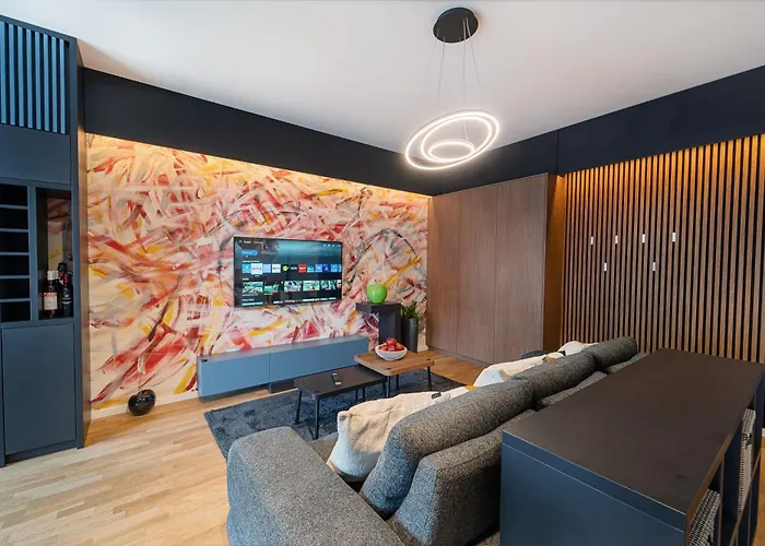 Paul Deluxe - By Open House * Temešvár