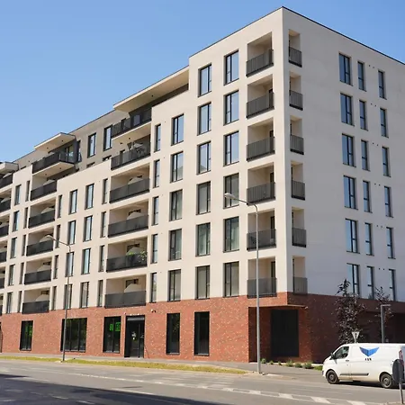 Paul Deluxe - By Open House